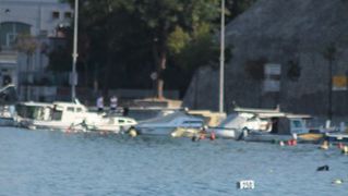 Jadranov veslački dvoboj (foto:Saša Čuka) Jadranov veslački dvoboj (foto:Saša Čuka)