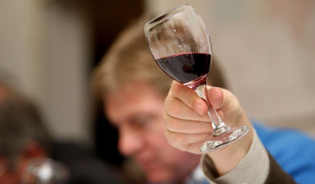 Zadar, 220112.
Sinoc je u Stankovcima odrzana vinska manifestacija Vinkovo 2012. Ovogodisnji sampioni Vinkova su Mladen Nekic, Milivoj Kurtov, Joso Sladic i Zeljko Vrsaljko.
Foto: Andrija Lucic / CROPIX