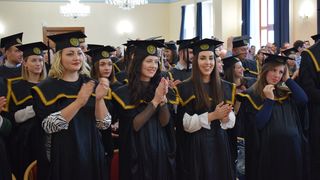 Na Sveučilištu u Zadru promovirano 160 magistrica i magistara Na Sveučilištu u Zadru promovirano 160 magistrica i magistara