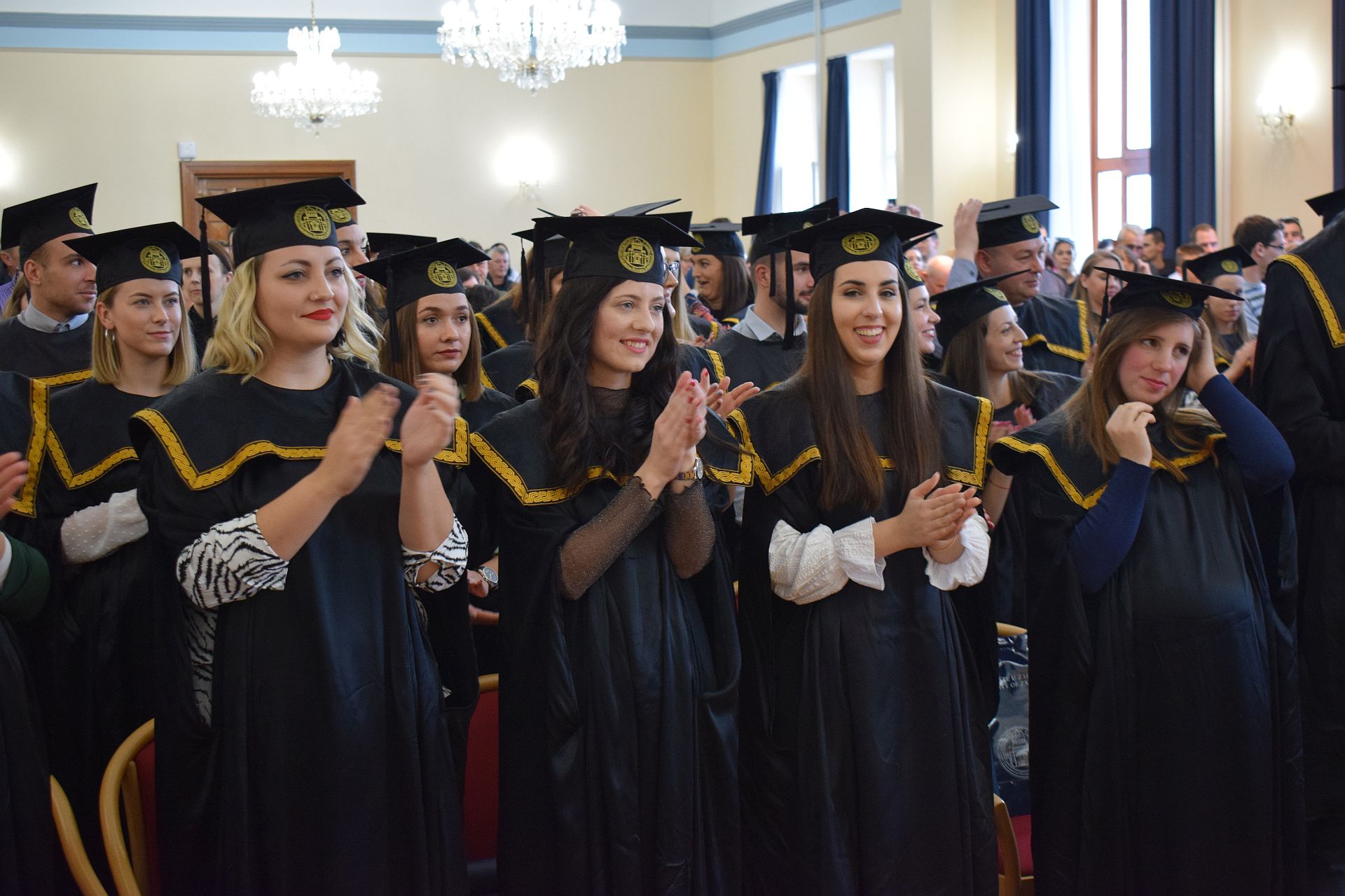 Na Sveučilištu u Zadru promovirano 160 magistrica i magistara Na Sveučilištu u Zadru promovirano 160 magistrica i magistara