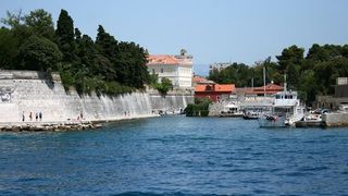 Tunuara 2016 – parada mažoretkinja, kuhanje brudeta & defile ribarica. Foto: Marija Cvetković