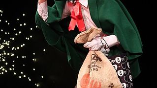 “Plesna čestitka” (foto:Saša Čuka)