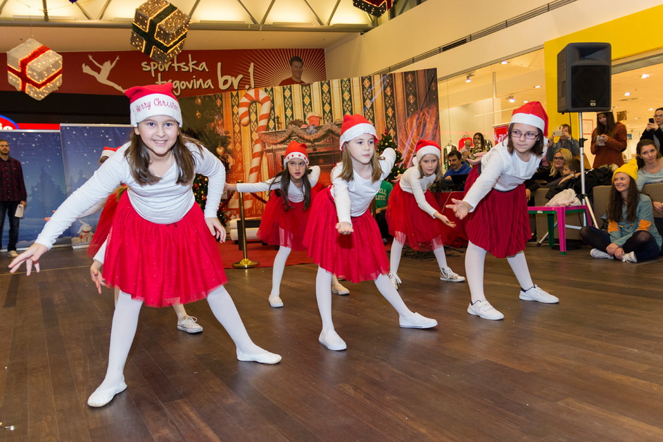 Supernova: Super subota i Božić kod Mikija