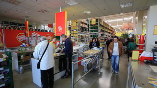 bauMax Zadar: -15% dan 19. ožujka 2014, Foto: Roberto Lerga bauMax Zadar: -15% dan 19. ožujka 2014, Foto: Roberto Lerga