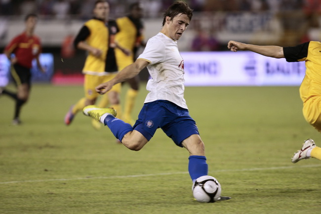Split 050810.
Stadion NK Hajduka u Poljudu
Predkolo Evropskog kupa : NK Hajduk – Dinamo Bukurest
Na fotografiji : gol Ante Vukusica.
Foto: Vladimir Dugandzic / CROPIX Split 050810.
Stadion NK Hajduka u Poljudu
Predkolo Evropskog kupa : NK Hajduk – Dinamo Bukurest
Na fotografiji : gol Ante Vukusica.
Foto: Vladimir Dugandzic / CROPIX