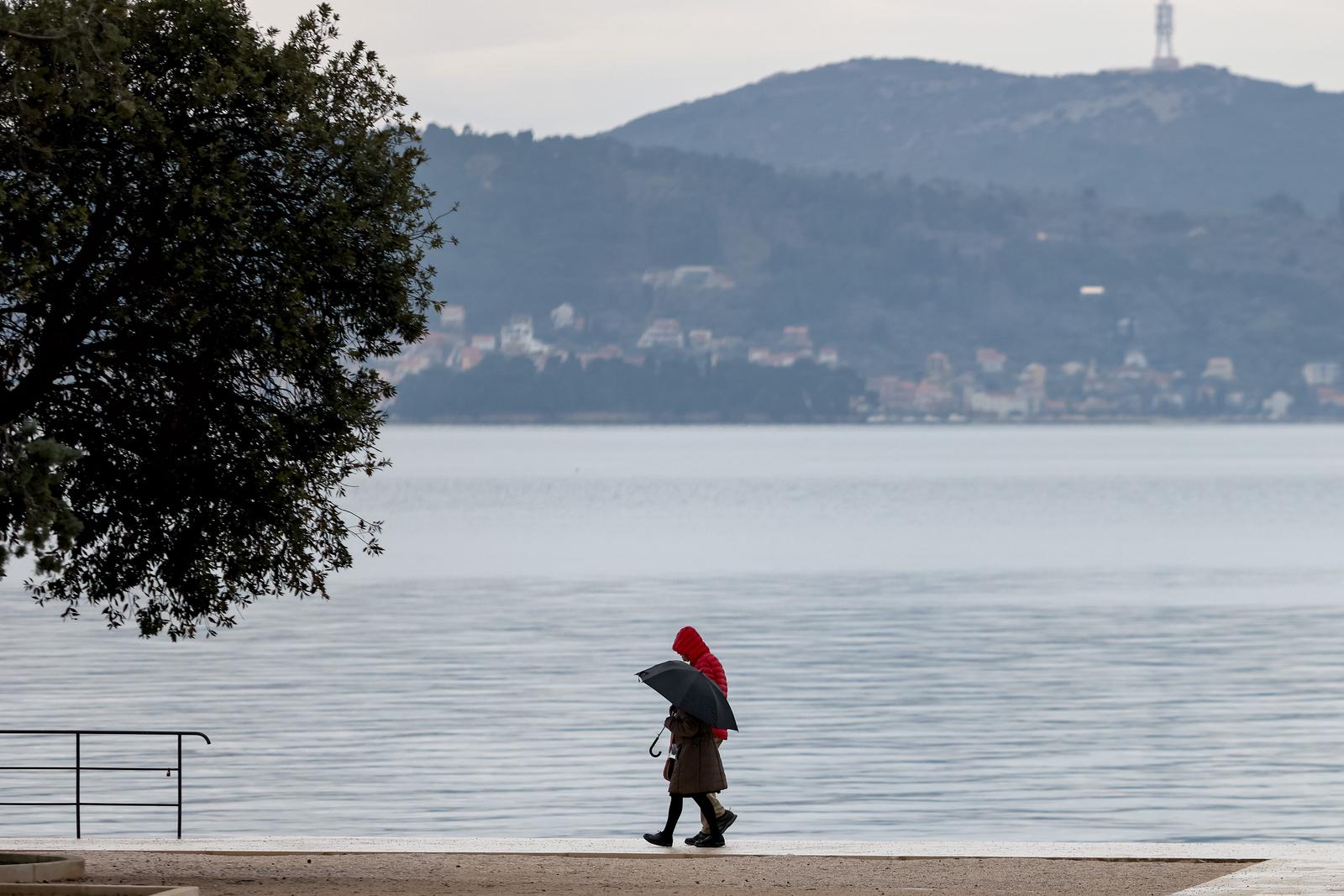 Oblačna nedjelja u Zadru
