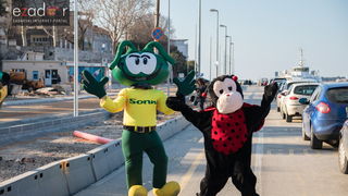 Zadarski karneval 2018: Povorka maškaranih skupina od Gradskih vrata preko Foruma do Narodnog trga Zadarski karneval 2018: Povorka maškaranih skupina od Gradskih vrata preko Foruma do Narodnog trga