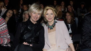 Zagreb, 150313.
Zagrebacki Velesajam.
Odrzana je treca vecer revije Perwoll Fashion.hr na kojoj su svoje kreacije predstavili Martina Felja, Morana Krklec, Young at Squat, Marina Design i Envy Room.
Na fotografiji: Tihana Harapin i Danijela Martinovic. Zagreb, 150313.
Zagrebacki Velesajam.
Odrzana je treca vecer revije Perwoll Fashion.hr na kojoj su svoje kreacije predstavili Martina Felja, Morana Krklec, Young at Squat, Marina Design i Envy Room.
Na fotografiji: Tihana Harapin i Danijela Martinovic.