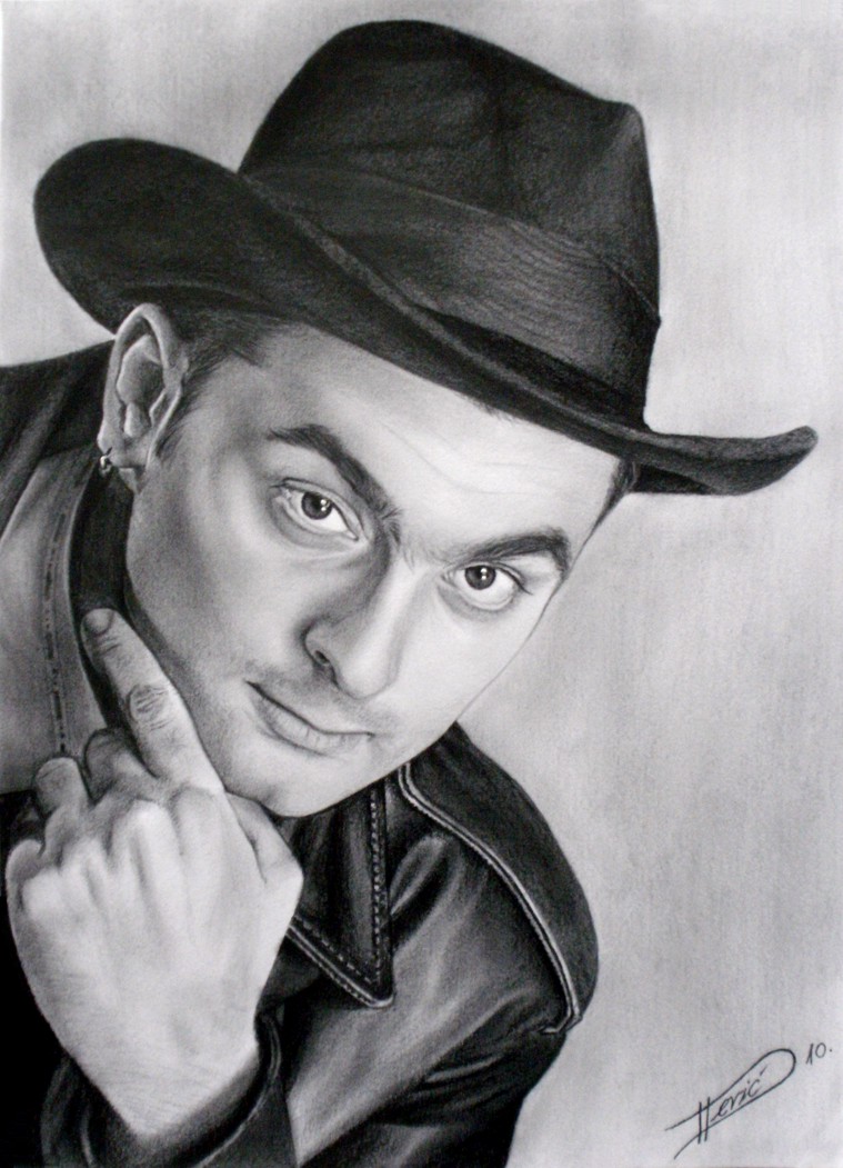 Dino Dević: Dino Dvornik Dino Dević: Dino Dvornik