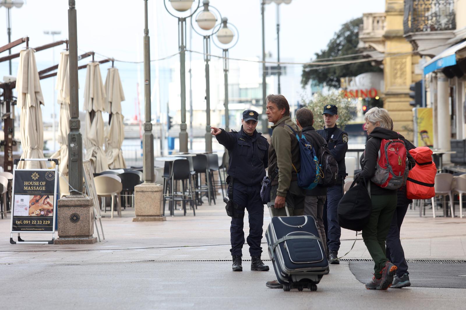 Izmještanje mine iz riječke luke
