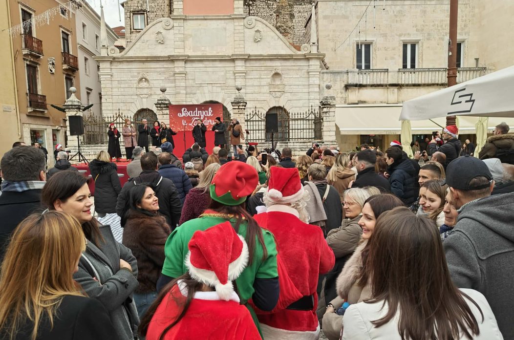 3e711015-cf66-4b25-8b60-11ef1ed5b935