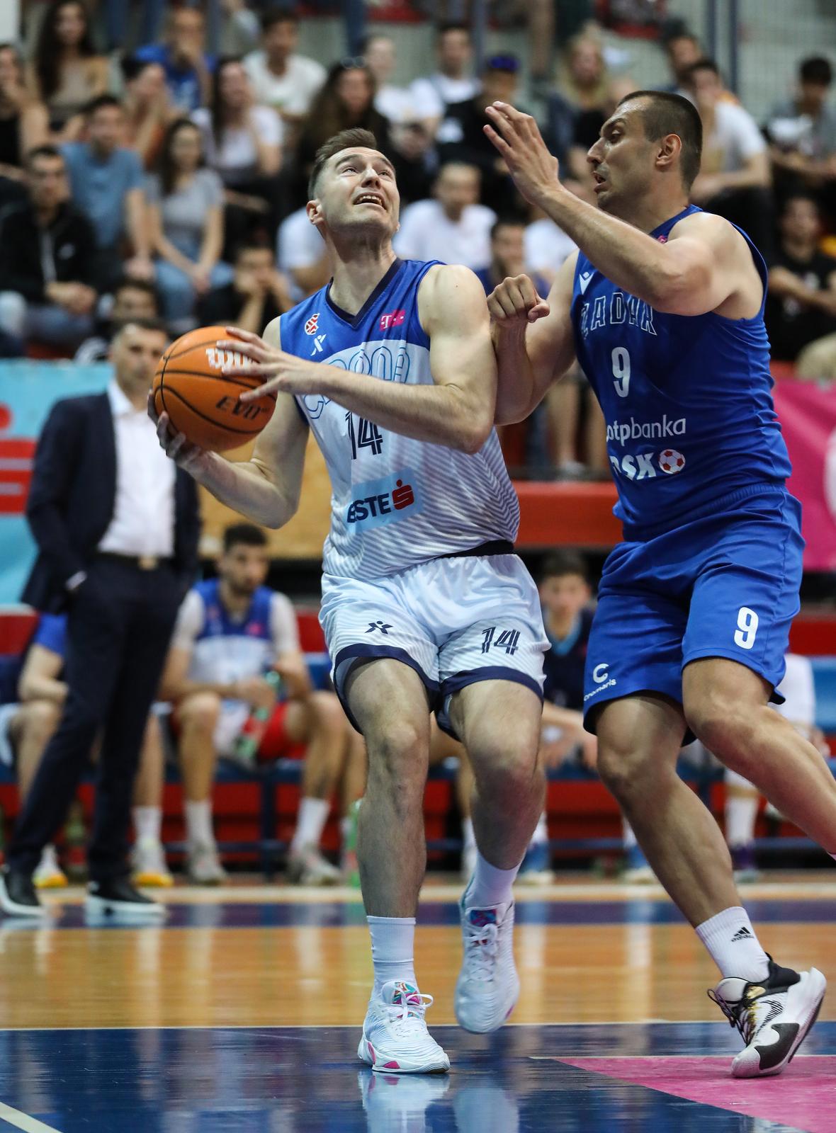 Polufinale doigravanja, 2. utakmica: KK Cibona – KK Zadar 70-85 Polufinale doigravanja, 2. utakmica: KK Cibona – KK Zadar 70-85