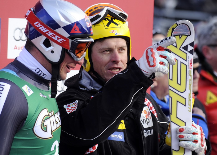 Kitzbuhel, 210111.
Fis Audi World Cup, Svjetski skijaski kup u Kitzbuhelu utrka Super G.
Na slici: Ivica Kostelic pobjednik Super G sa drugim u ukupnom poretku Aksel Lund Svindalom.
Foto: Drago Sopta / CROPIX Kitzbuhel, 210111.
Fis Audi World Cup, Svjetski skijaski kup u Kitzbuhelu utrka Super G.
Na slici: Ivica Kostelic pobjednik Super G sa drugim u ukupnom poretku Aksel Lund Svindalom.
Foto: Drago Sopta / CROPIX