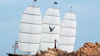 Malteški sokol – Najveća superjahta na svijetu (Foto: Andfunforall.blogspot.com) Malteški sokol – Najveća superjahta na svijetu (Foto: Andfunforall.blogspot.com)