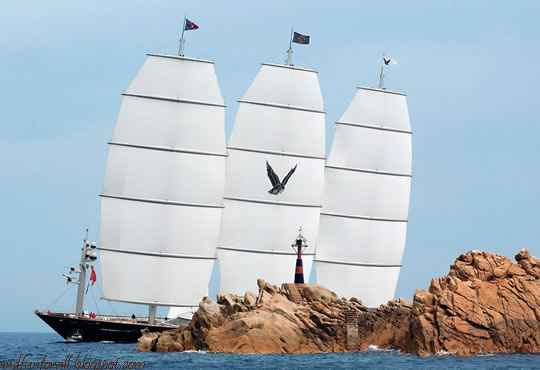 Malteški sokol – Najveća superjahta na svijetu (Foto: Andfunforall.blogspot.com) Malteški sokol – Najveća superjahta na svijetu (Foto: Andfunforall.blogspot.com)