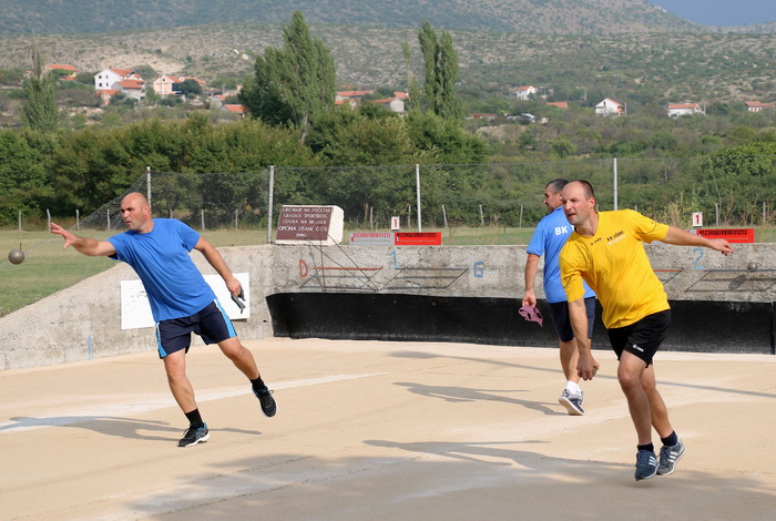 Finalni turnir boćarskog Kupa Zadarske županije u Lišanima Ostrovičkim. Foto: Kažimir Škrbić/Virski list
