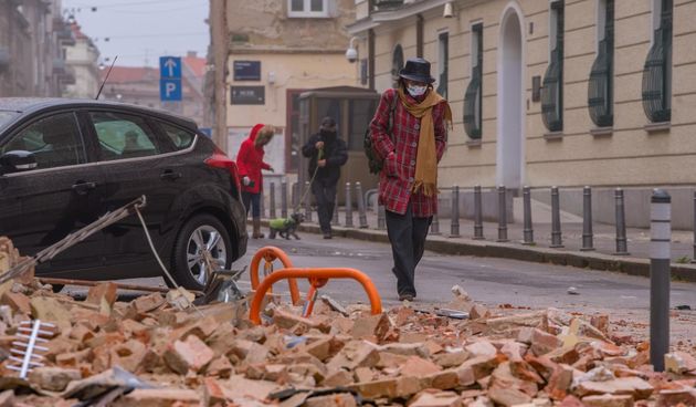 Snažan potres zatresao Zagreb