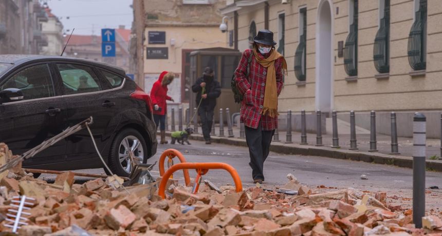 Snažan potres zatresao Zagreb Snažan potres zatresao Zagreb