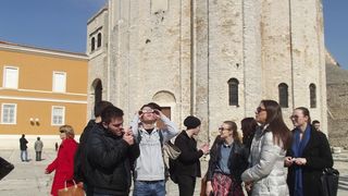 Promatranje pomrčine Sunca na Forumu Promatranje pomrčine Sunca na Forumu