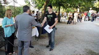 Image 1141251 (auto)