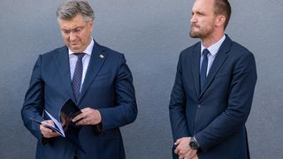 Premijer Plenković sudjelovao na svečanosti primopredaje ključeva POS-ovih stanova Premijer Plenković sudjelovao na svečanosti primopredaje ključeva POS-ovih stanova