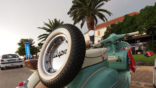 Vespaši zauzeli Biograd, foto: Vinko Pešić