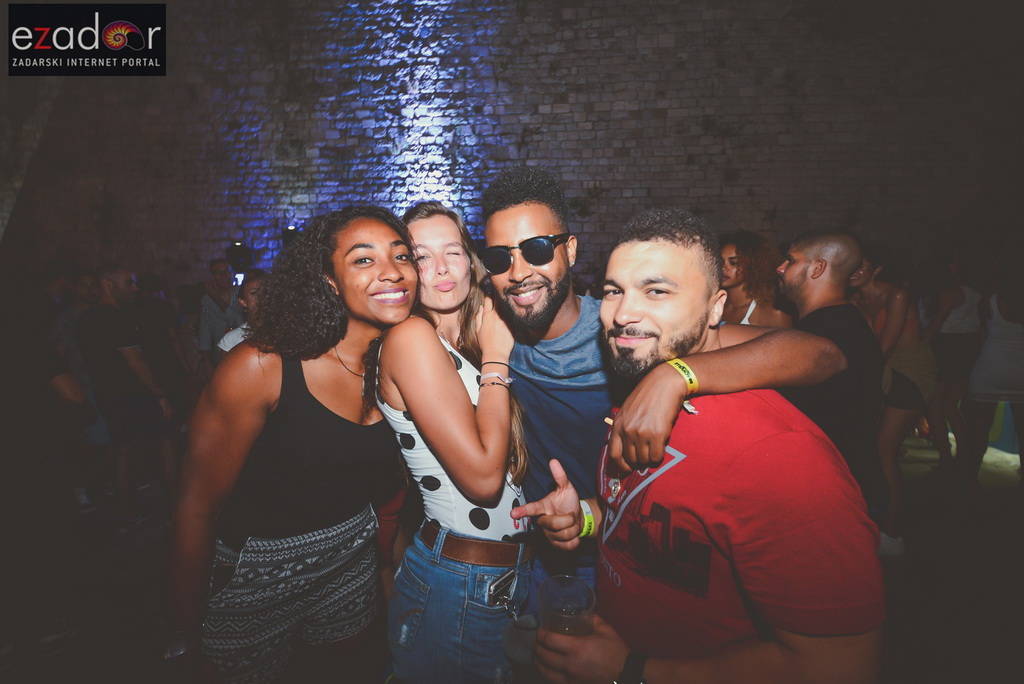 Salsa četvrtkom i after uz DJ Em Bee @ Svarog Bar