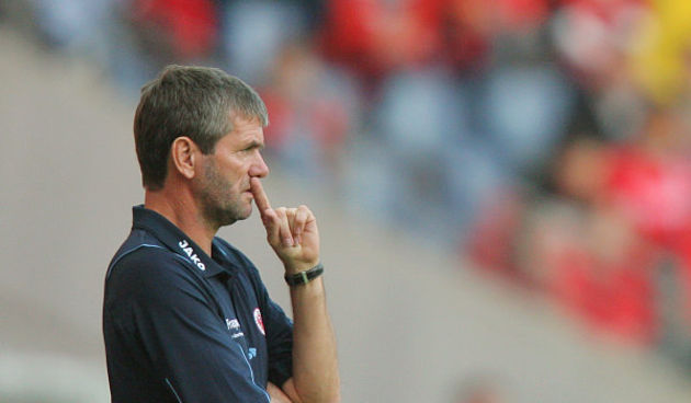 Friedhelm Funkel, Eintracht Frankfurt (Foto:dpa@kicker.de)