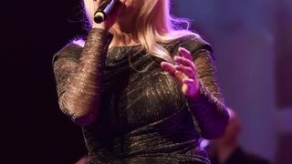 KD Lisinski: Prijatelji i Kemo – Hiljade pahulja bijelih KD Lisinski: Prijatelji i Kemo – Hiljade pahulja bijelih