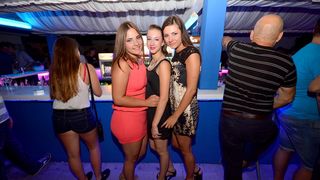 Subotnja zabava u Noštromo i Vagabundo barovima na Viru ; foto Iva Perinčić