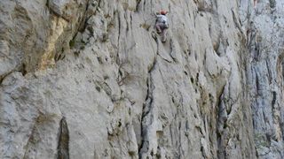 Potpisivanje ugovora u prezentacijskom centru “Podzemni grad Paklenice” NP Paklenica Potpisivanje ugovora u prezentacijskom centru “Podzemni grad Paklenice” NP Paklenica