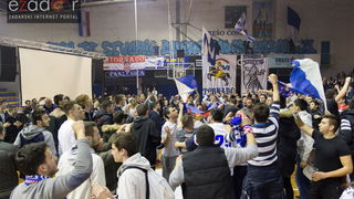 Humanitarno gledanje utakmice Zadar-Cibona (85-84) u Jazinama Humanitarno gledanje utakmice Zadar-Cibona (85-84) u Jazinama