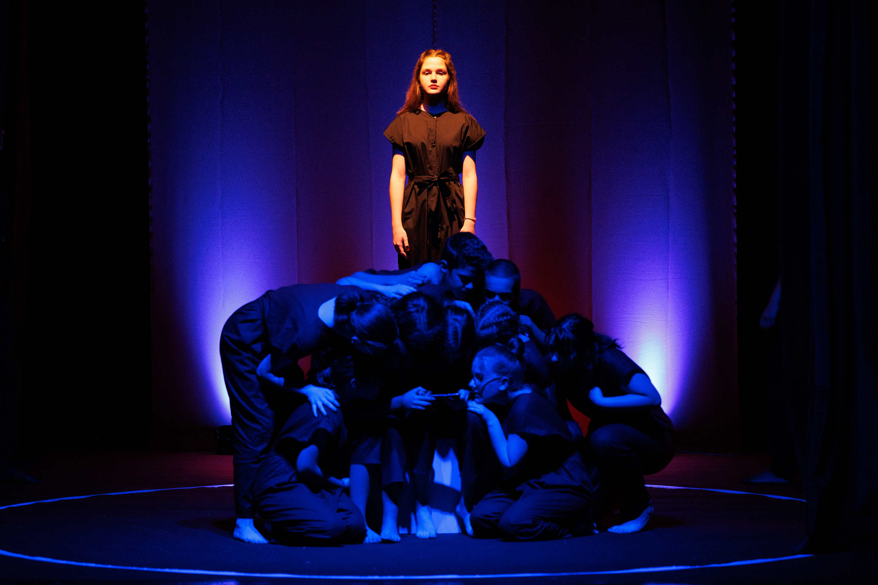 Igrajmo se: Zabranjeno mlađima od 15 strana A