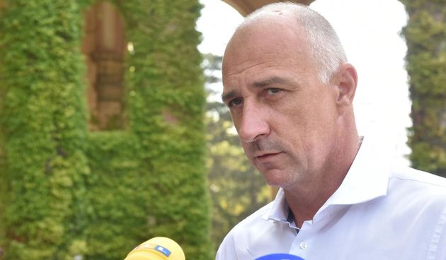 Ivan Vrdoljak sa stranačkim kolegama položio vijenac na grob Dabčević-Kučar