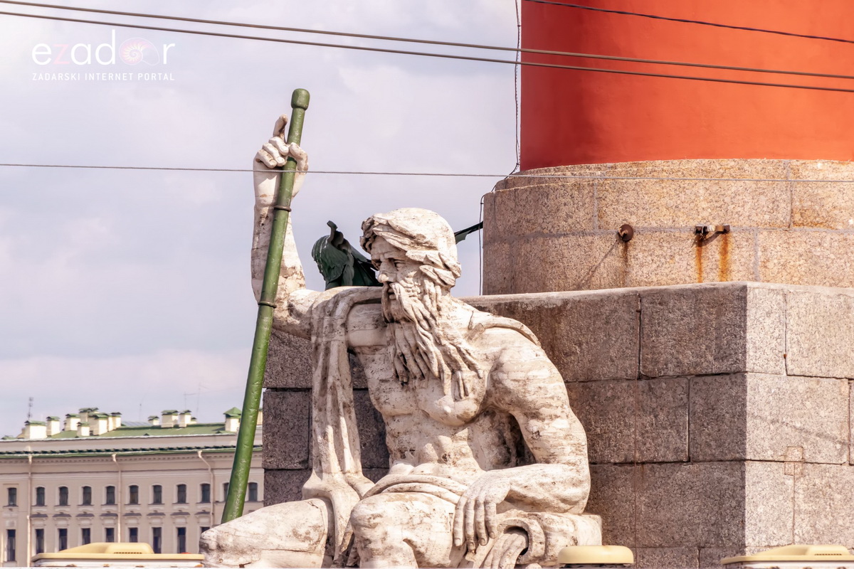 Đir po čudesno lijepom St. Petersburgu Đir po čudesno lijepom St. Petersburgu