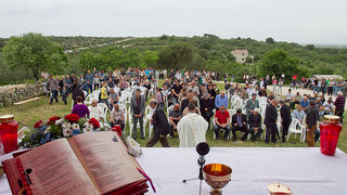 Svečana misa na Petrini i blagoslov bibinjskog polja Svečana misa na Petrini i blagoslov bibinjskog polja