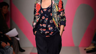 DKNY – Proljeće 2010. (foto: www.coutorture.com)