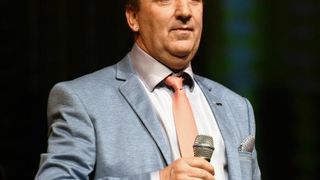 U Koncertnoj dvorani Vatroslava Lisinskog odrzan je humanitarni koncert Srce za Zadar na kojem su nastupili brojni zadarski pjevaci, a u publici su sjedili mnoge poznate osobe iz politickog i drustvenog zivota. Photo: Davor Visnjic/PIXSELL U Koncertnoj dvorani Vatroslava Lisinskog odrzan je humanitarni koncert Srce za Zadar na kojem su nastupili brojni zadarski pjevaci, a u publici su sjedili mnoge poznate osobe iz politickog i drustvenog zivota. Photo: Davor Visnjic/PIXSELL