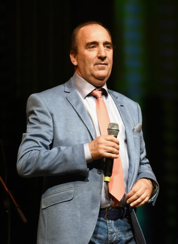 U Koncertnoj dvorani Vatroslava Lisinskog odrzan je humanitarni koncert Srce za Zadar na kojem su nastupili brojni zadarski pjevaci, a u publici su sjedili mnoge poznate osobe iz politickog i drustvenog zivota. Photo: Davor Visnjic/PIXSELL U Koncertnoj dvorani Vatroslava Lisinskog odrzan je humanitarni koncert Srce za Zadar na kojem su nastupili brojni zadarski pjevaci, a u publici su sjedili mnoge poznate osobe iz politickog i drustvenog zivota. Photo: Davor Visnjic/PIXSELL