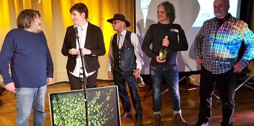 Aukcija slika slovenskih slikara za DV Dobropoljana Aukcija slika slovenskih slikara za DV Dobropoljana