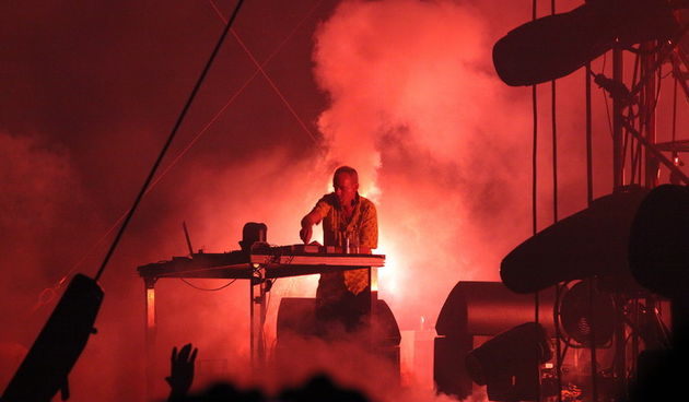 Zrce, 090711.
Na prvom hrvatskom Big Beach partyju na plazi Zrce nastupio je Fatboy Slim pred oko 10 tisuca posjetitelja. Fatboy Slim, DJ za siroke narodne mase. Svo vrijeme dvosatnog nastupa drzao je publiku u visokom ritmu tako da je ona svo vrijeme ple