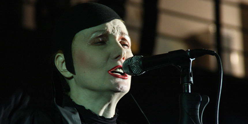 Josipa Lisac u Arsenalu 6. studenog 2009. Josipa Lisac u Arsenalu 6. studenog 2009.