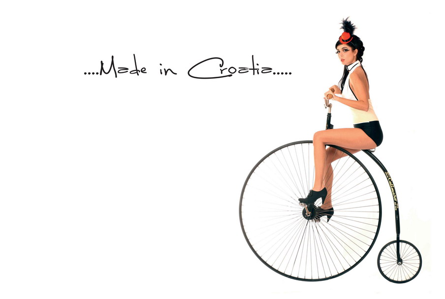 Victorian Pin-Up by Ella