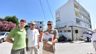 ‘Ne želim dobiti rak!’ Mještani prosvjedovali protiv postavljanja bazne stanice Tele 2