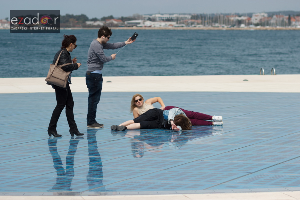 Đir po gradu, petak 30. ožujka 2018. Đir po gradu, petak 30. ožujka 2018.