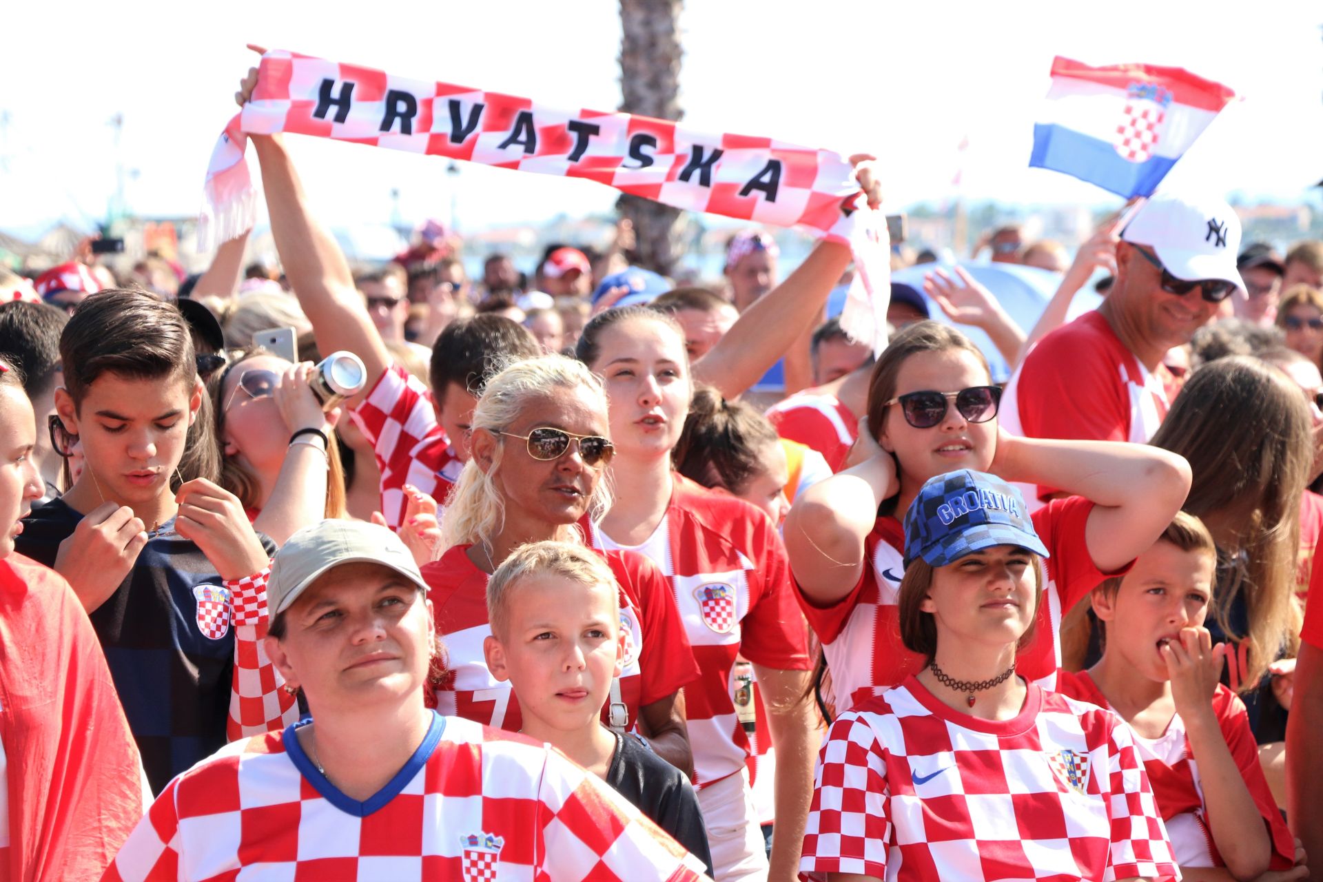 Na Viru se svim srcem navijalo za Vatrene