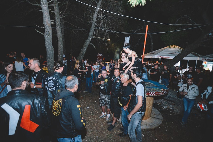 Puntamika: Let 3 i Beštije