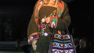 Hrvatske manekenke predstavile “Ličku ružu” Mine Petre, foto: FAMA