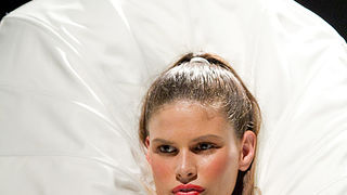 Trodnevna modna manifestacija Zadar fashion nights održava se na Trgu Ivana Pavla II. Prve večeri, pod nazivom ‘Urban Night’ predstavili su se kreatori i modne kuće: Toni Brekalo, Galko, Callegari, Oktan, Ana Milin i Margarete Ete. U glazbenom dijelu prog Trodnevna modna manifestacija Zadar fashion nights održava se na Trgu Ivana Pavla II. Prve večeri, pod nazivom ‘Urban Night’ predstavili su se kreatori i modne kuće: Toni Brekalo, Galko, Callegari, Oktan, Ana Milin i Margarete Ete. U glazbenom dijelu prog