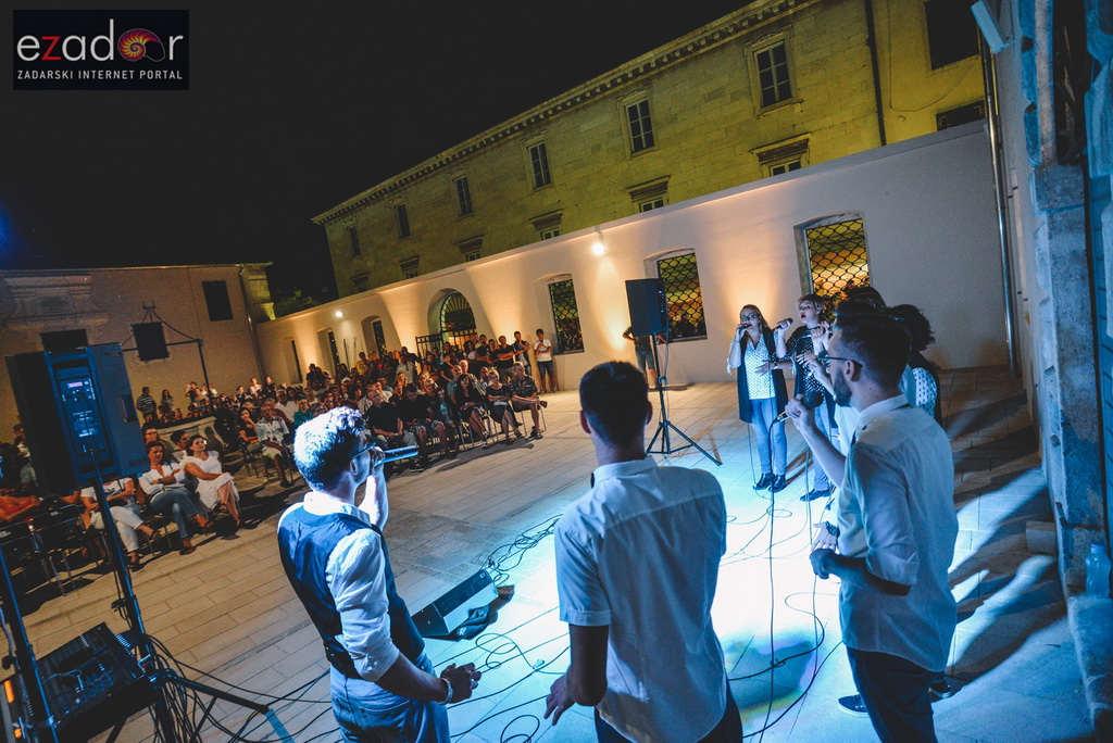 A.K.A. Crescendo @ Atrij palače Cedulin